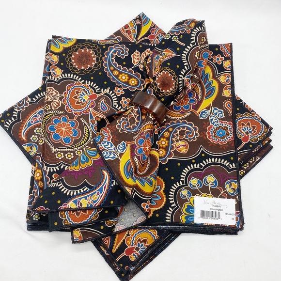 Vera Bradley Kensington Paisley Print Fabric Napkins Set of 4 New - Picture 1 of 5